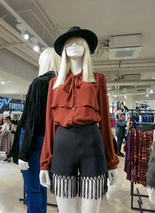 潮流之選 女裝品牌推薦與零售新趨勢